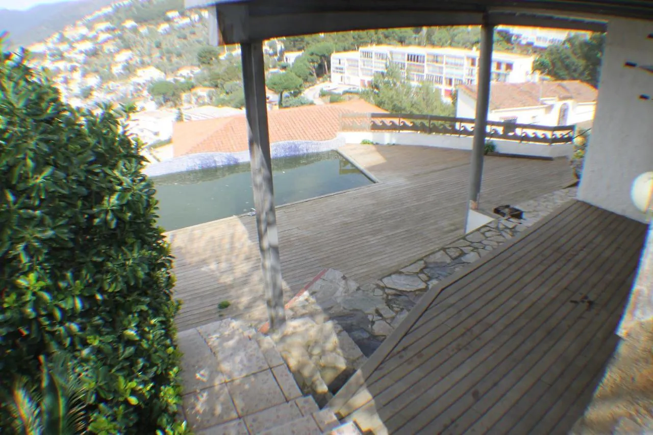 Agi Villa Pamela Roses